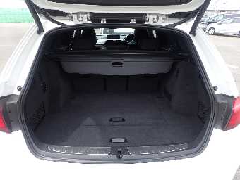 BMW 3 SERIES 2018 Image 25