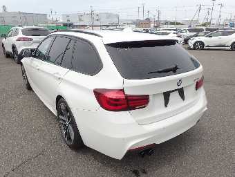 BMW 3 SERIES 2018 Image 5