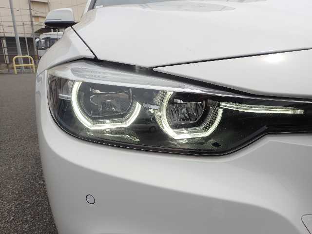 BMW 3 SERIES 2018 Image 45