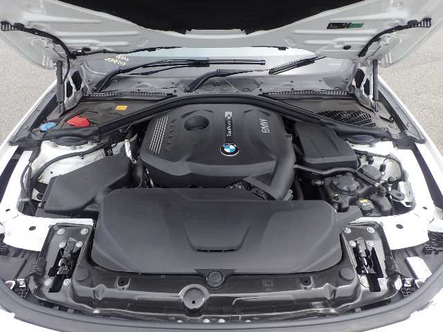 BMW 3 SERIES 2018 Image 51