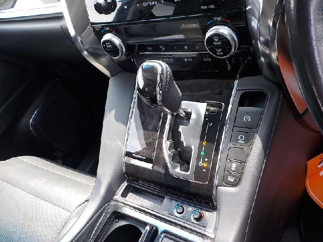 TOYOTA ALPHARD 2021 Image 25