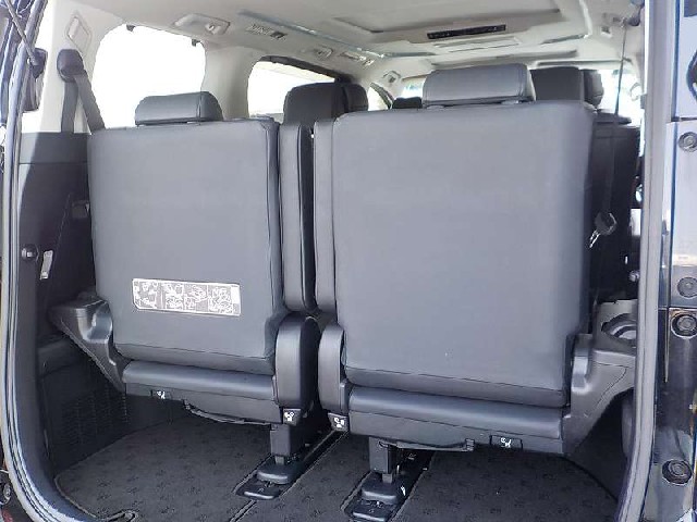 TOYOTA ALPHARD 2021 Image 30