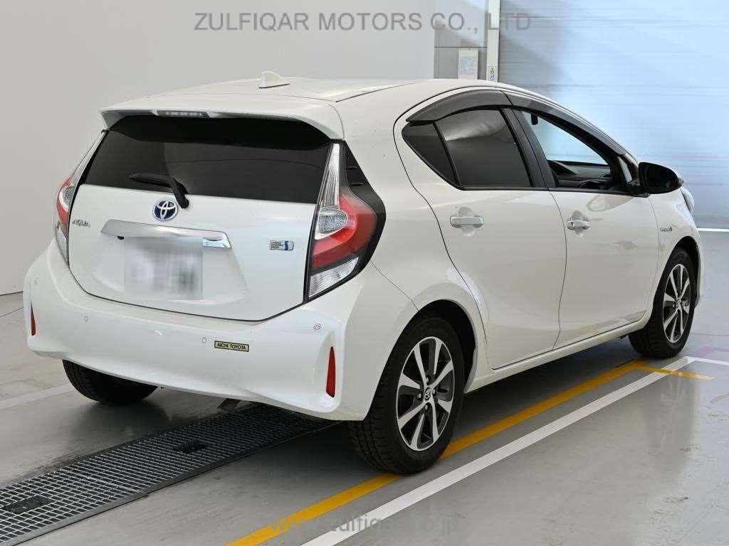 TOYOTA AQUA 2019 Image 2