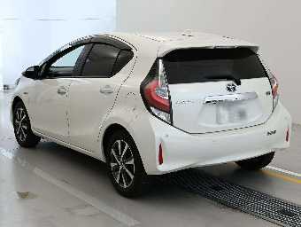 TOYOTA AQUA 2019 Image 6