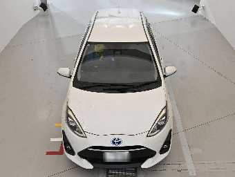 TOYOTA AQUA 2019 Image 7