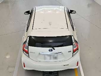 TOYOTA AQUA 2019 Image 8