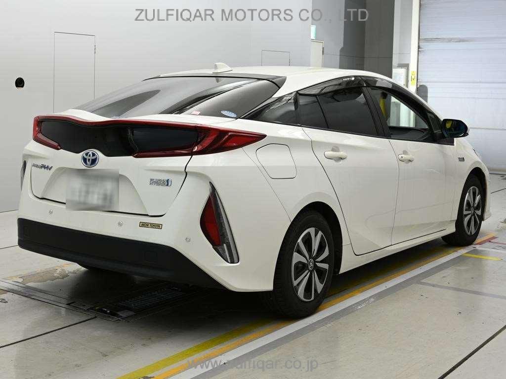 TOYOTA PRIUS PHV 2020 Image 2