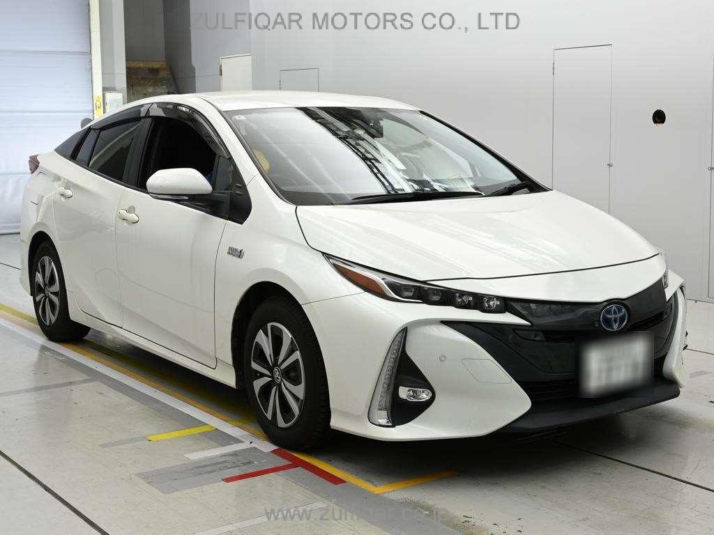 TOYOTA PRIUS PHV 2020 Image 5