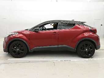 TOYOTA C-HR 2019 Image 4