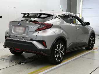 TOYOTA C-HR 2019 Image 2