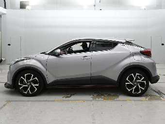 TOYOTA C-HR 2019 Image 4