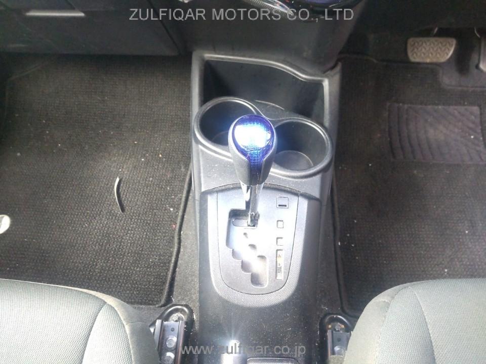 TOYOTA AQUA 2019 Image 11