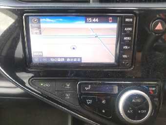 TOYOTA AQUA 2019 Image 10