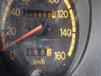 MITSUBISHI PAJERO 1989 Image 8
