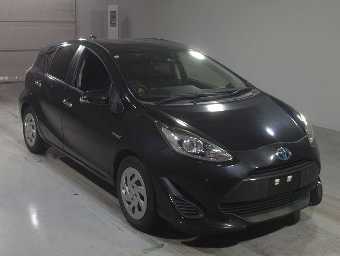 TOYOTA AQUA 2018 Image 3