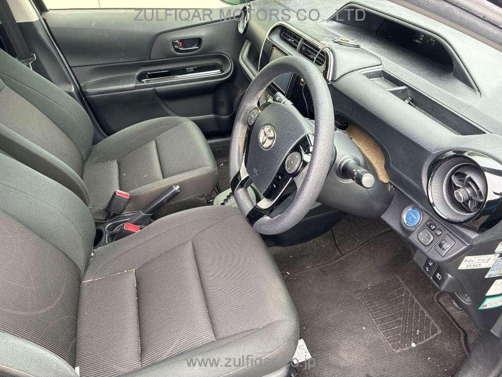 TOYOTA AQUA 2018 Image 5