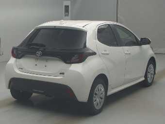 TOYOTA YARIS 2023 Image 2