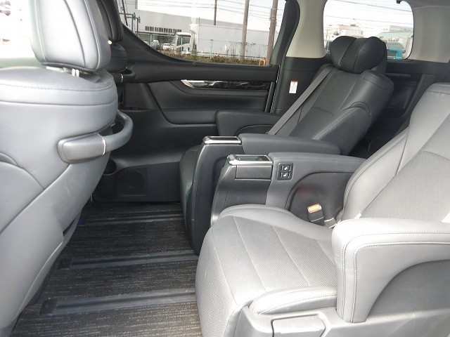 TOYOTA ALPHARD 2021 Image 28