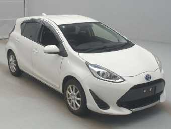TOYOTA AQUA 2020 Image 3