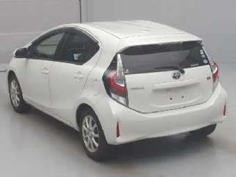 TOYOTA AQUA 2020 Image 4
