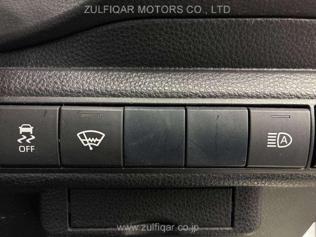 TOYOTA COROLLA TOURING 2020 Image 12