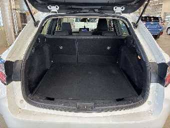 TOYOTA COROLLA TOURING 2020 Image 8