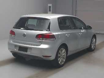 VOLKSWAGEN GOLF 2011 Image 2
