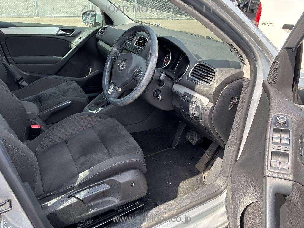 VOLKSWAGEN GOLF 2011 Image 5