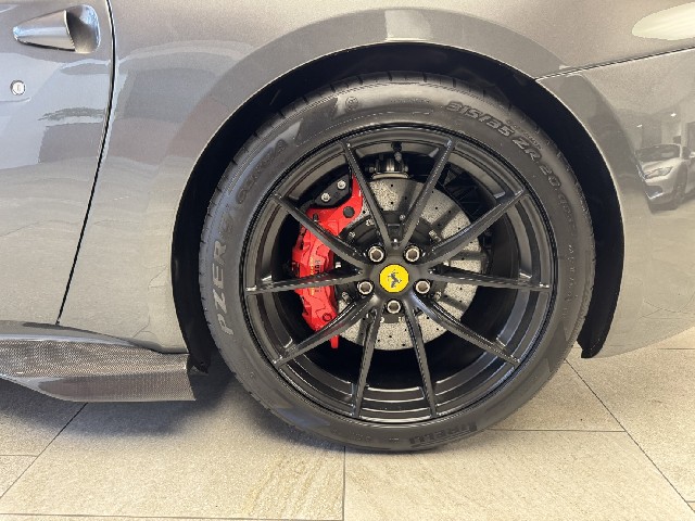 FERRARI F12tdf 2017 Image 40