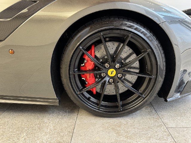 FERRARI F12tdf 2017 Image 42