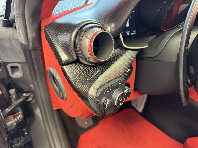 FERRARI F12tdf 2017 Image 46
