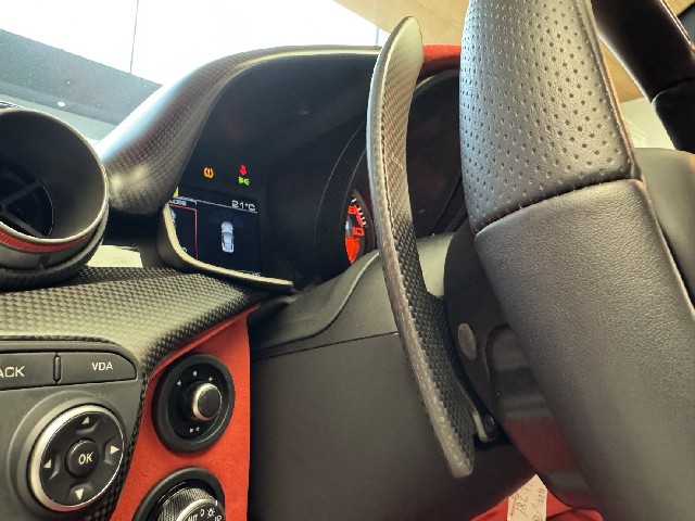 FERRARI F12tdf 2017 Image 51