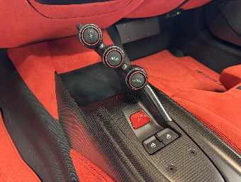 FERRARI F12tdf 2017 Image 49