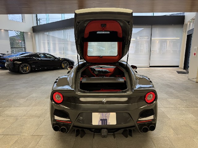 FERRARI F12tdf 2017 Image 72