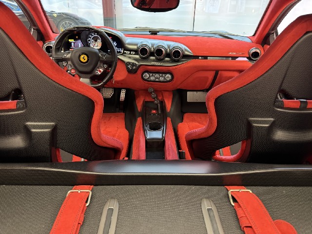 FERRARI F12tdf 2017 Image 74