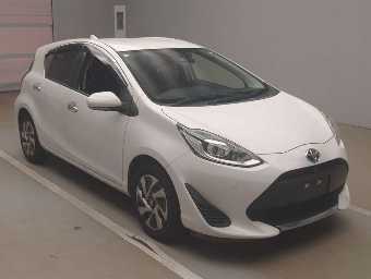 TOYOTA AQUA 2021 Image 3