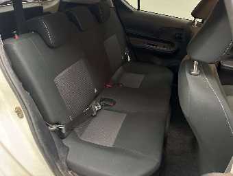 TOYOTA AQUA 2021 Image 8