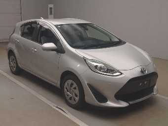 TOYOTA AQUA 2021 Image 3