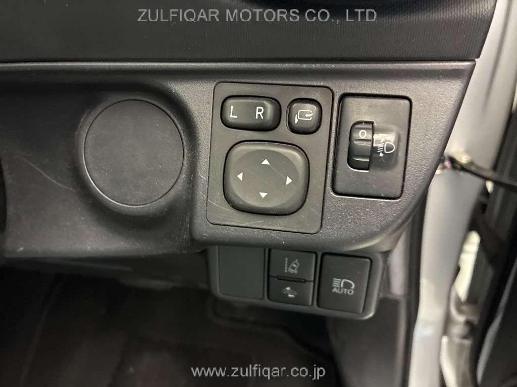 TOYOTA AQUA 2021 Image 7