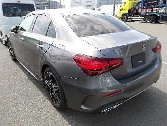 MERCEDES BENZ A CLASS 2023 Image 3