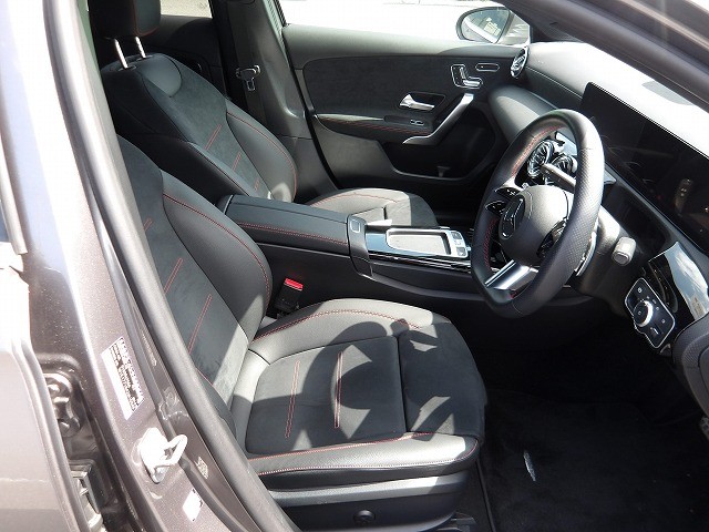 MERCEDES BENZ A CLASS 2023 Image 23