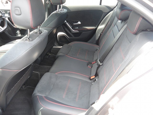 MERCEDES BENZ A CLASS 2023 Image 26