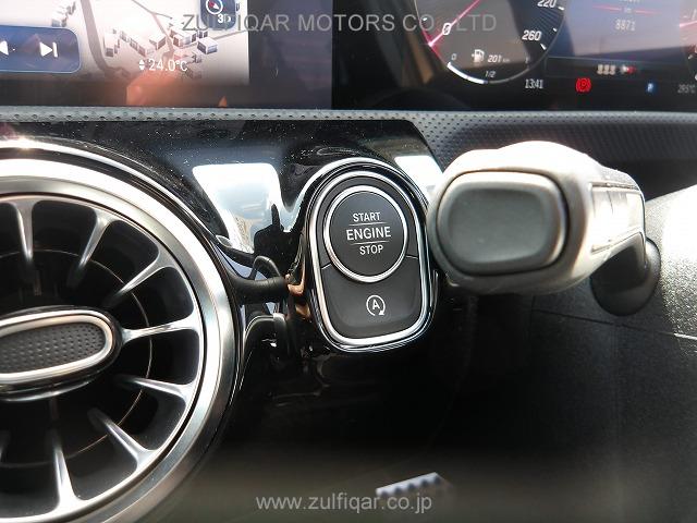 MERCEDES BENZ A CLASS 2023 Image 6