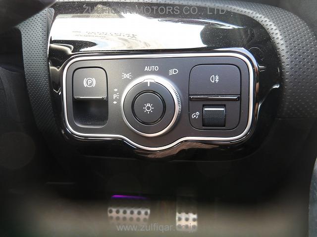 MERCEDES BENZ A CLASS 2023 Image 7