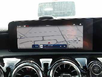 MERCEDES BENZ A CLASS 2023 Image 8