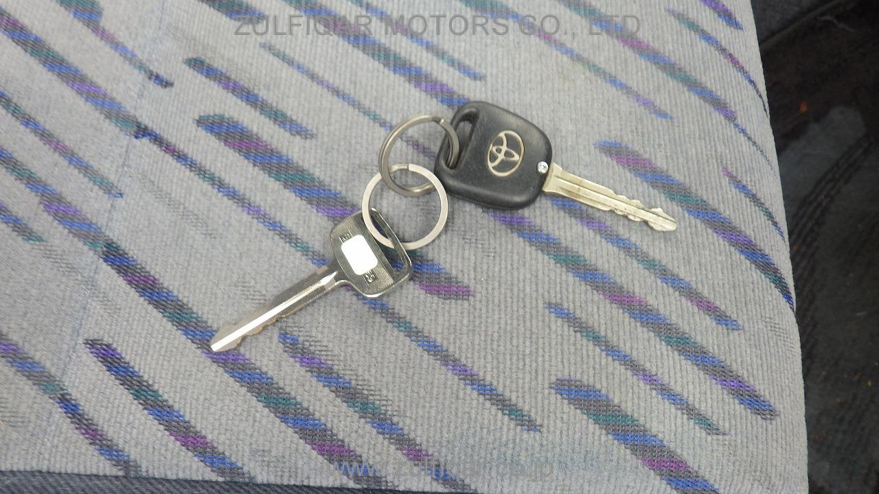 TOYOTA PRADO 1996 Image 8