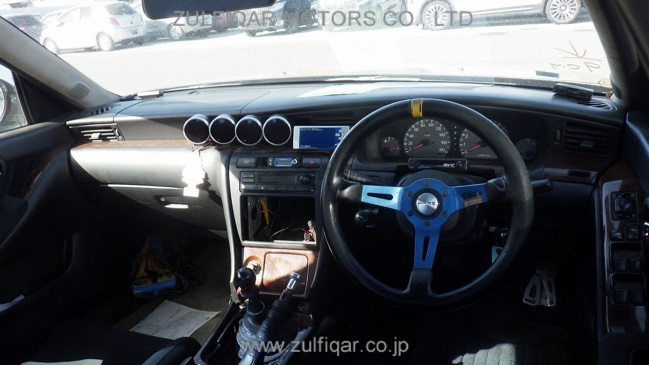 NISSAN LAUREL 1998 Image 5