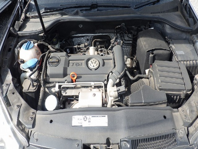 VOLKSWAGEN GOLF 2012 Image 23