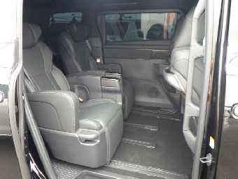 TOYOTA ALPHARD 2024 Image 8