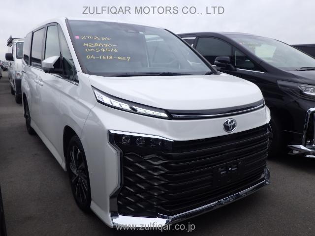 TOYOTA VOXY 2023 Image 1